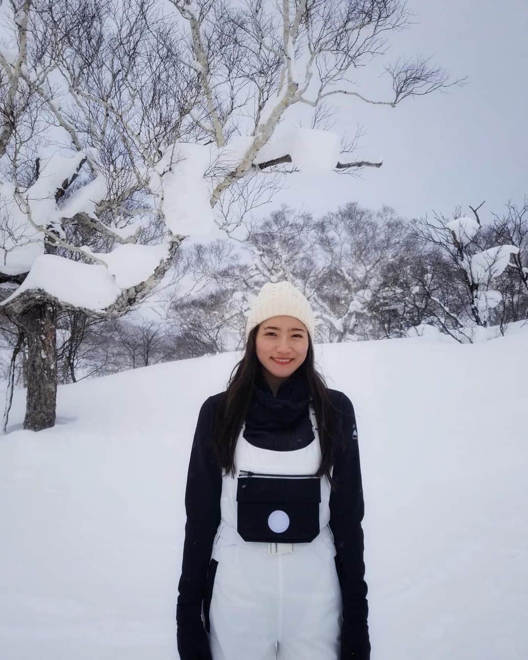大野南香さんのインスタグラム写真 - (大野南香Instagram)「*  Snow in Niseko, Japan  #everydayhappy ︎︎﻿ ︎︎﻿☺︎︎﻿」2月12日 8時51分 - minaka_official