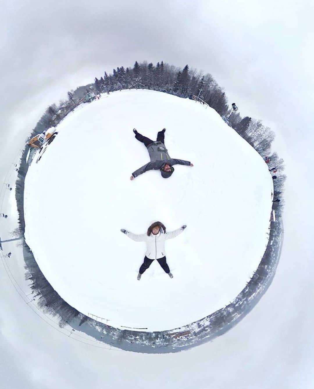 Official RICOH THETAさんのインスタグラム写真 - (Official RICOH THETAInstagram)「Capture the magic of a winter in 360-degrees ✨ Our RICOH THETA camera produces high quality photo & video, designed for you to grab & go to capture special moments like these. Swipe through and vote on your favorite photo in the comments below!  . 📸: @york360 , @akceptor , @michaelmartinofficial  . . . . .  #ricohusa #ricoh #ricohimaging #theta360 #lifein360 #360camera #360view #camera #cameratips #cameralover #photographylovers #photographer #photooftheday #photography #photoinspo #tinyplanet #tunnelshot #photoediting #tunnelview #sunrise #sunset #sunrisephotography #sunsetphotography #naturephotography #naturephoto #nature」2月12日 0時20分 - theta360official