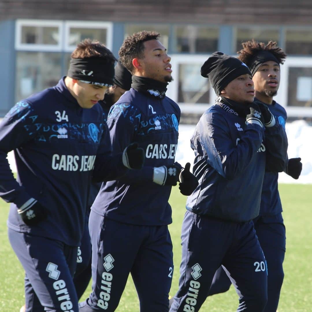 ADOデン・ハーグさんのインスタグラム写真 - (ADOデン・ハーグInstagram)「Trainingmode 🔛」2月12日 0時38分 - adodenhaag