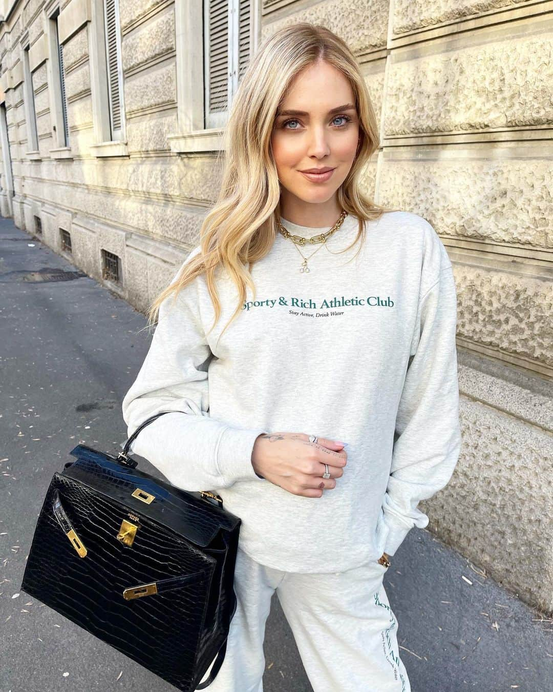 キアラ・フェラーニさんのインスタグラム写真 - (キアラ・フェラーニInstagram)「Couldn’t be more casual than this 😅」2月12日 0時51分 - chiaraferragni