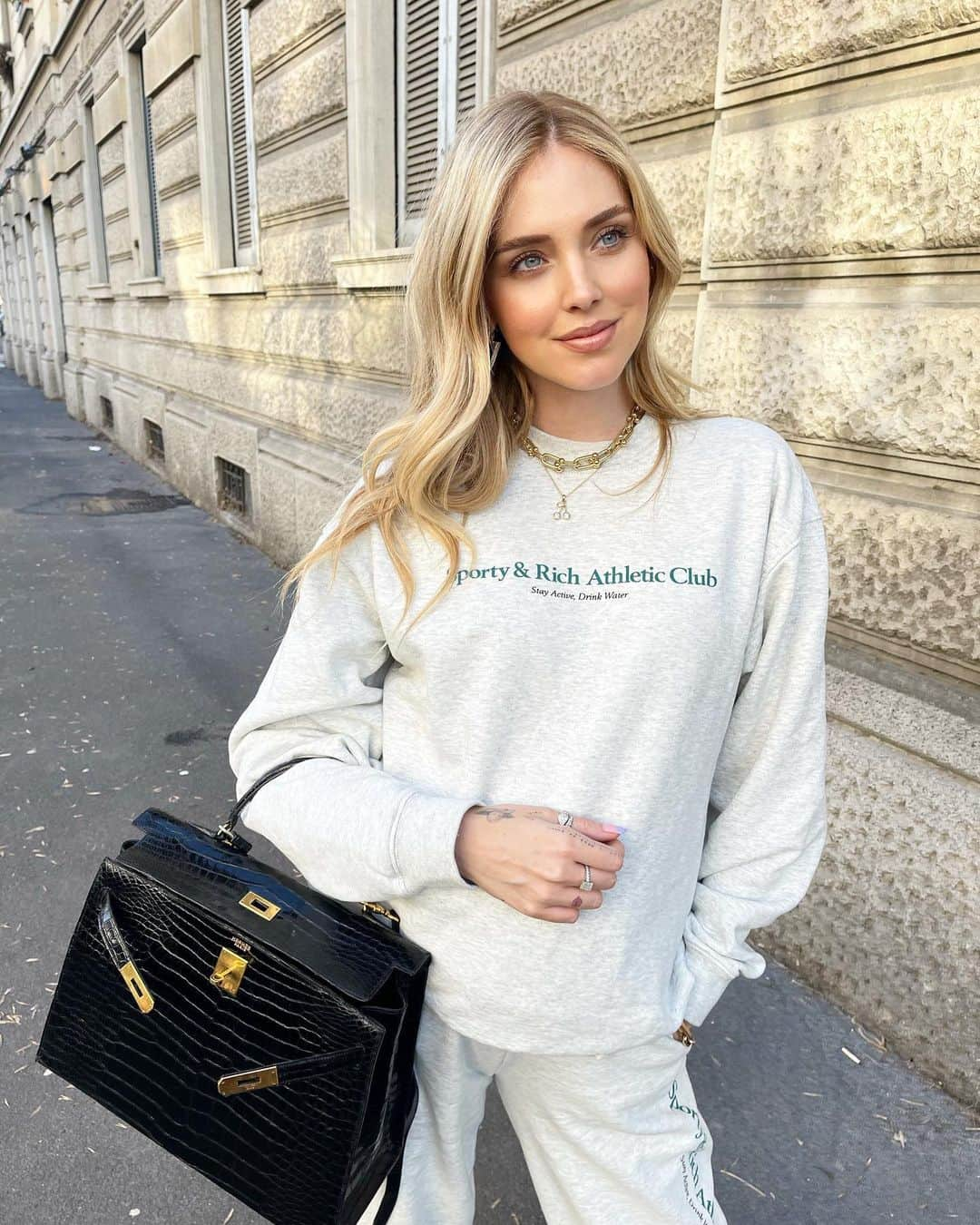 キアラ・フェラーニさんのインスタグラム写真 - (キアラ・フェラーニInstagram)「Couldn’t be more casual than this 😅」2月12日 0時51分 - chiaraferragni