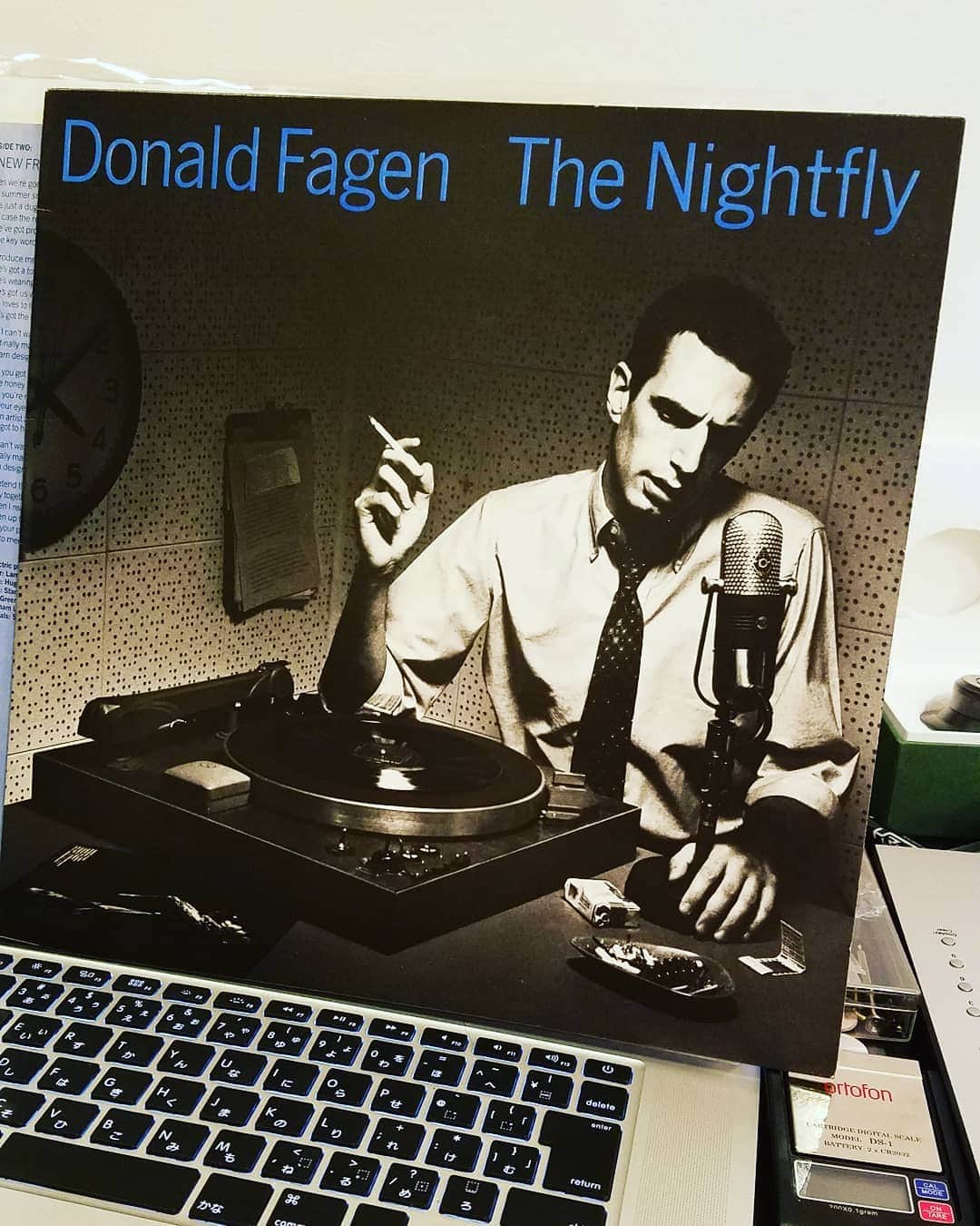 勝田一樹のインスタグラム：「深夜に聴くといいよ👌  1982年  #donaldfagen  #thenightfly  #ドナルドフェイゲン  #ナイトフライ  #勝田一樹 #kazukikatsuta  #dimensionfusion  #dimensionjazz  #ディメンション」