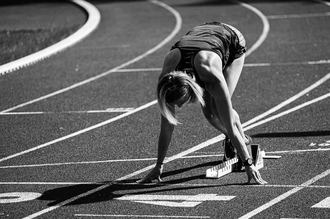 Kamila CIBAのインスタグラム：「Gotowi na kolejne emocje sportowe🔥❓ Już jutro Orlen Cup w Łodzi 🛶 Mnie zobaczycie na dystansie 60m 🏃🏼‍♀️💨 Całość zawodów transmitowana na TVP SPORT od godzinki 17.35 ⏰ Zapraszam do kibicowania przed TV 📺 Fot. @andrzej_ol 📸 #adrunaline #adrunalineteam #orlencup #łódź #competition #roadtosuccess」