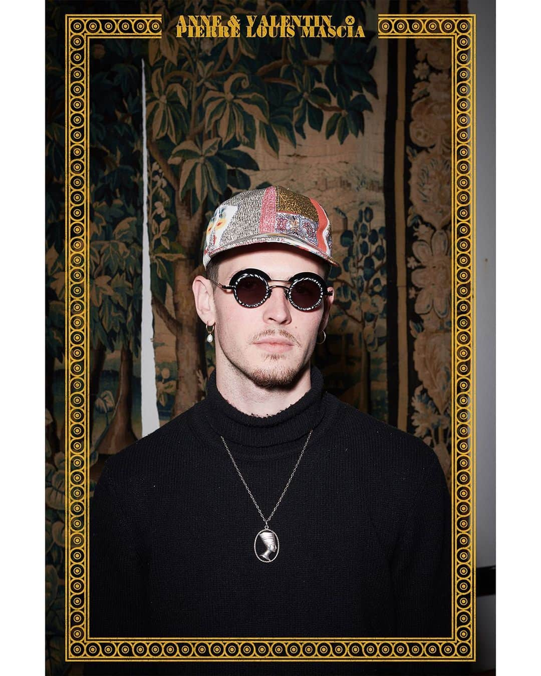 Pierre-Louis Masciaさんのインスタグラム写真 - (Pierre-Louis MasciaInstagram)「Artist glasses as a result of an enthusiastic and free-spirited collaboration with ANNE & VALENTIN.  Take a look at the collection on our e-shop.  @anneetvalentin  Ph: @thomasmbertrand . #anneetvalentin #pierrelouismascia #plm #unpredictableclassic #anneetvalentinpierrelouismascia #designereyewear #limitededition #sunglasses #paroles #poem #jesuiscommejesuis #collaboration #menswear #womenswear #lunettesdecreateur」2月12日 2時32分 - pierrelouismascia