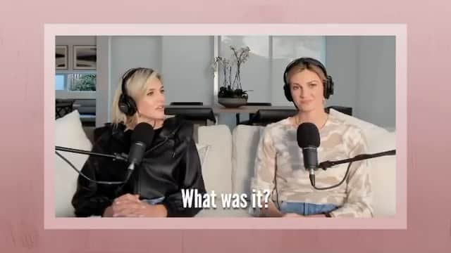 エリン・アンドリューズのインスタグラム：「Repost from @calmdownpodcast Everyone calm down... @erinandrews and @charissajthompson officially have a podcast!!! The trailer is out now and the first episode drops on 2.17 with @kevinhart4real!   Make sure to hit the link in our bio to listen, rate, and review! #CalmDown #NewPodcast #Podcast」