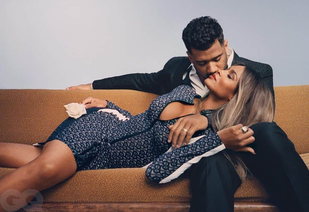 ラッセル・ウィルソンのインスタグラム：「I Love You. @Ciara @GQ」
