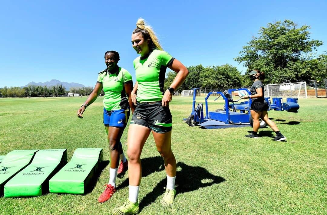 ラグビー南アフリカ代表さんのインスタグラム写真 - (ラグビー南アフリカ代表Instagram)「A good day on the training pitch and well captured by @gallo_images_sports  @ashleyvlotman  #upwardsonwards @cathajacobs @stox_stick7 @zintle_mpupha @eloisewebb5」2月12日 3時20分 - bokrugby