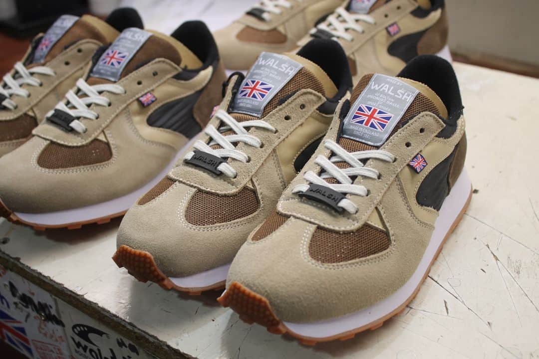 ウォルシュのインスタグラム：「Last Chance to shop the Walsh Winter Sale 🚨  #normanwalshuk #normanwalsh #britishmanufacturing #madeinbritain #ukmfg #shoes #footwear #sneakers」
