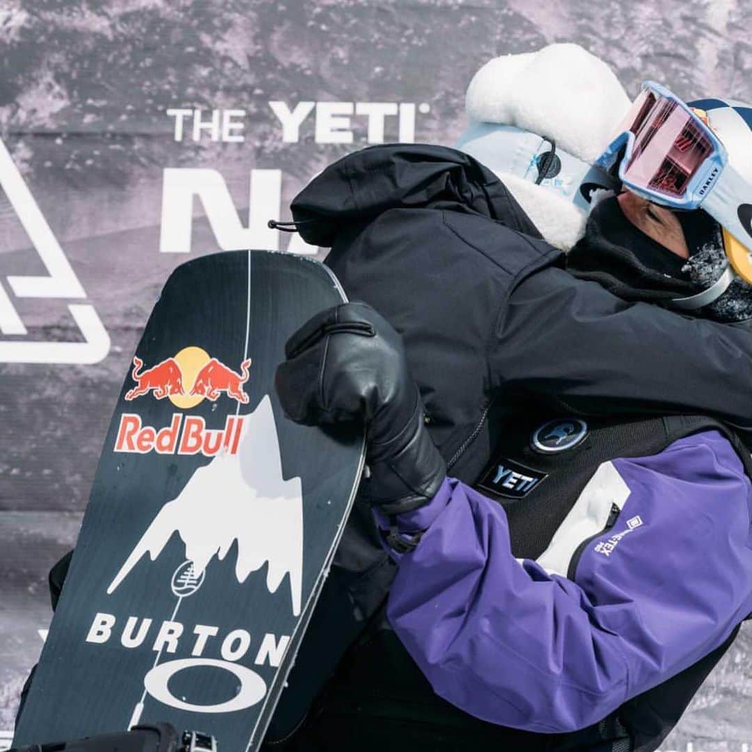 ココ・ホウさんのインスタグラム写真 - (ココ・ホウInstagram)「You’re awsm💜 / Happy Valentines / I love You / Thank You / What a week!!!! 💜 Jackson hole @markmcmorris」2月12日 4時12分 - xococoho