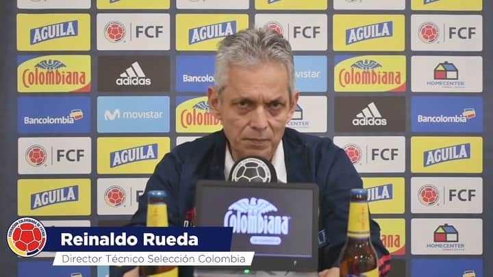 サッカー コロンビア代表チームのインスタグラム：「🎥 ¡Palabra del Profe! 📝  Así se vivió la última jornada del primer microciclo al mando de @oficialreinaldorueda   #VamosColombia 🇨🇴」
