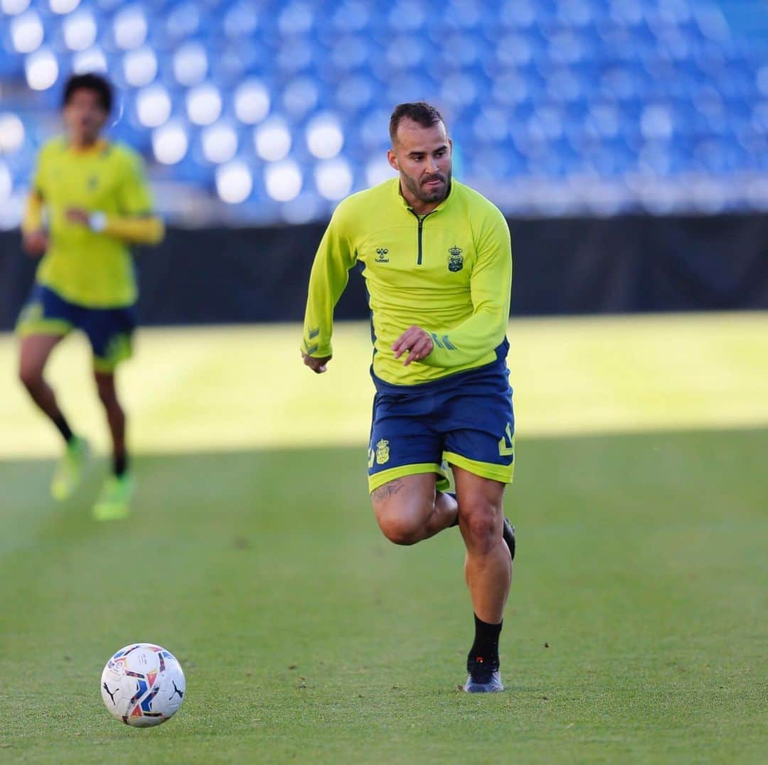 ヘセ・ロドリゲスさんのインスタグラム写真 - (ヘセ・ロドリゲスInstagram)「training⚽️👌🏽🤙🏽」2月12日 5時08分 - jeserodriguez10