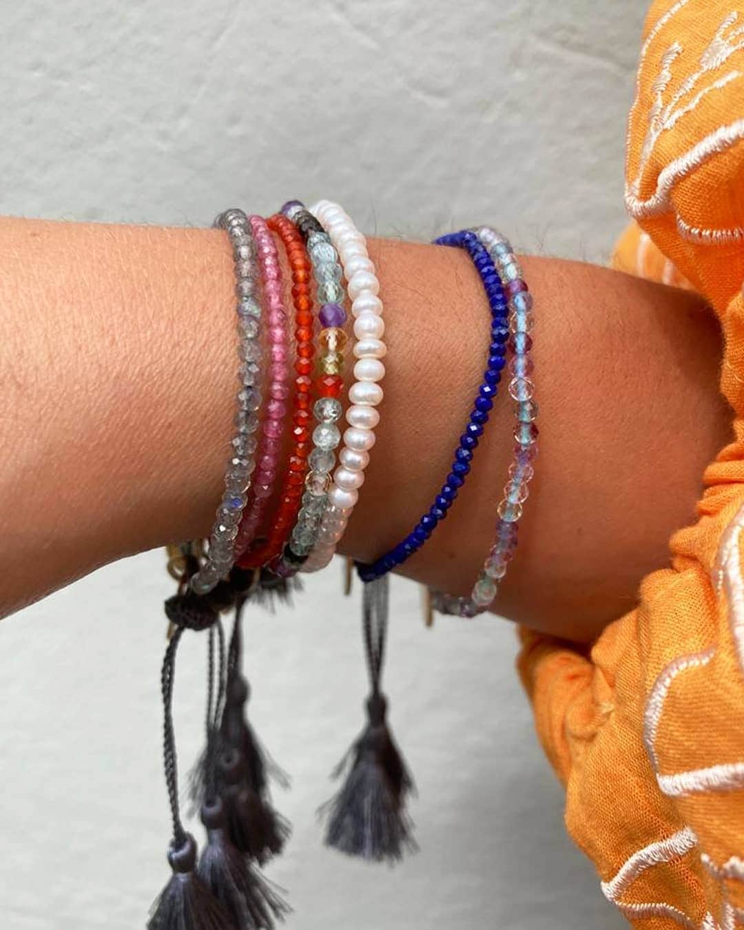 ミーガンパークのインスタグラム：「Celebrate love and friendship this Valentine's with a simple gift // the Kali Bracelets are the perfect piece for showing your love and appreciation. Crafted from delicate faceted semi precious stones of cornelian for vitality, fluorite for positive energy, rhodonite for nurturing love and labradorite for strength through change」