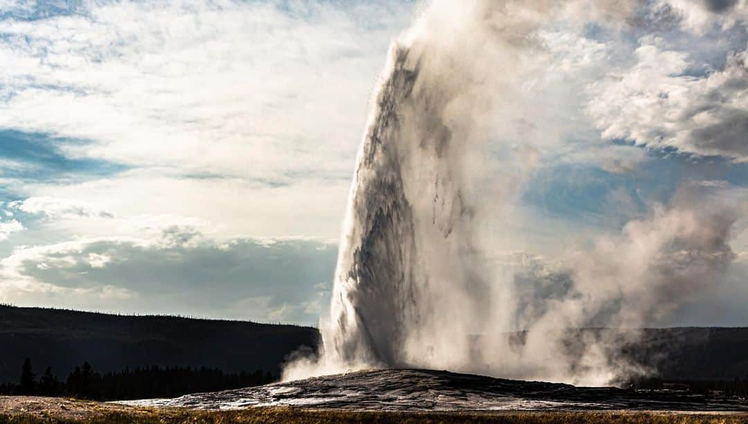 ボー・マーショフさんのインスタグラム写真 - (ボー・マーショフInstagram)「Help preserve our National Parks AND enjoy a photo by purchasing this print (or many others!) at Happyearthproject.com #nationalparksconservationassociation #happyearthproject」2月12日 6時06分 - beau_mirchoff