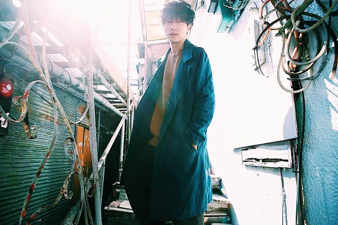 芹沢尚哉のインスタグラム：「#芹沢尚哉コレクション  おはよん😘 今日は久々この時間に出発だ〜✨ まだ暗い（笑） さっ！！ 撮影頑張ってくるぞ🔥  P.S 実は本日12日はうちの母ちゃんの誕生日🎂🎉 おめでとーう✨」