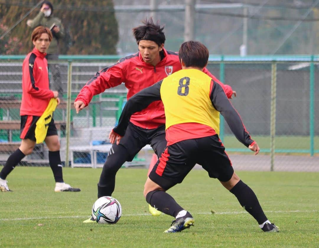 京都サンガF.C.さんのインスタグラム写真 - (京都サンガF.C.Instagram)「. 2021.2.12 . #今日のサンガタウン📸 本日からピーターウタカ選手がチームに合流✨ 選手の素敵な表情をお届けします😊 . #sanga #京都サンガ #一心 #HUNT3」2月12日 17時54分 - kyotosanga_official