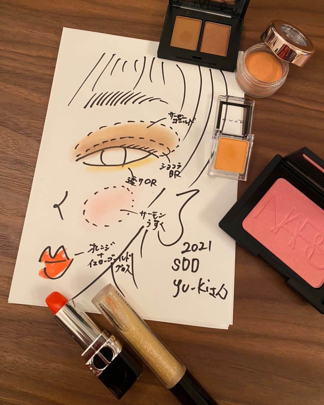 YU-KIさんのインスタグラム写真 - (YU-KIInstagram)「ヘアメイク💄室岡さんからのメイク案。  明日はオレンジメイク🧡 特にイエローベースの方はチャレンジしやすいかなと思います。😊　以前皆さんに質問したことがあったんだけど、男女問わずスキンケアに関してまた情報交換出来る場を作りたいなと思っています。😊 #そういえば　#コスメほぼ買わず #スキンケアを変えてみた #trf #trfyuuki #ユーキ　#makeup  #SDD #stopdrunkdriving」2月12日 18時14分 - yuuki.trf.1912