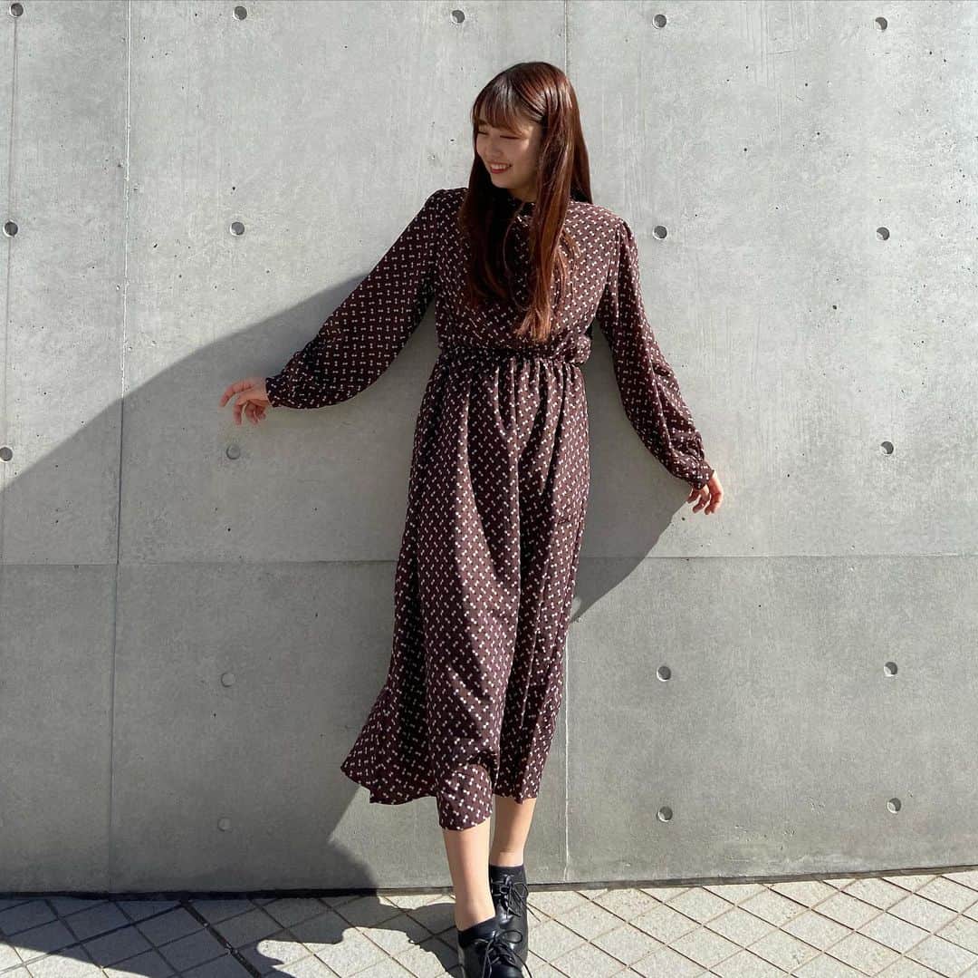 犬塚花菜子さんのインスタグラム写真 - (犬塚花菜子Instagram)「おはよう！  目つぶってる風だけど実は半目の2枚✌️  今日もマイスタと投票、RTよろしくお願いします！🙇‍♀️  #ミスオブミス #全国予選 #ミスコン #mom #f4f#l4l#ootd#follow#ワンピース#サロンモデル#撮影モデル#被写体」2月12日 9時34分 - ms2_obirin20
