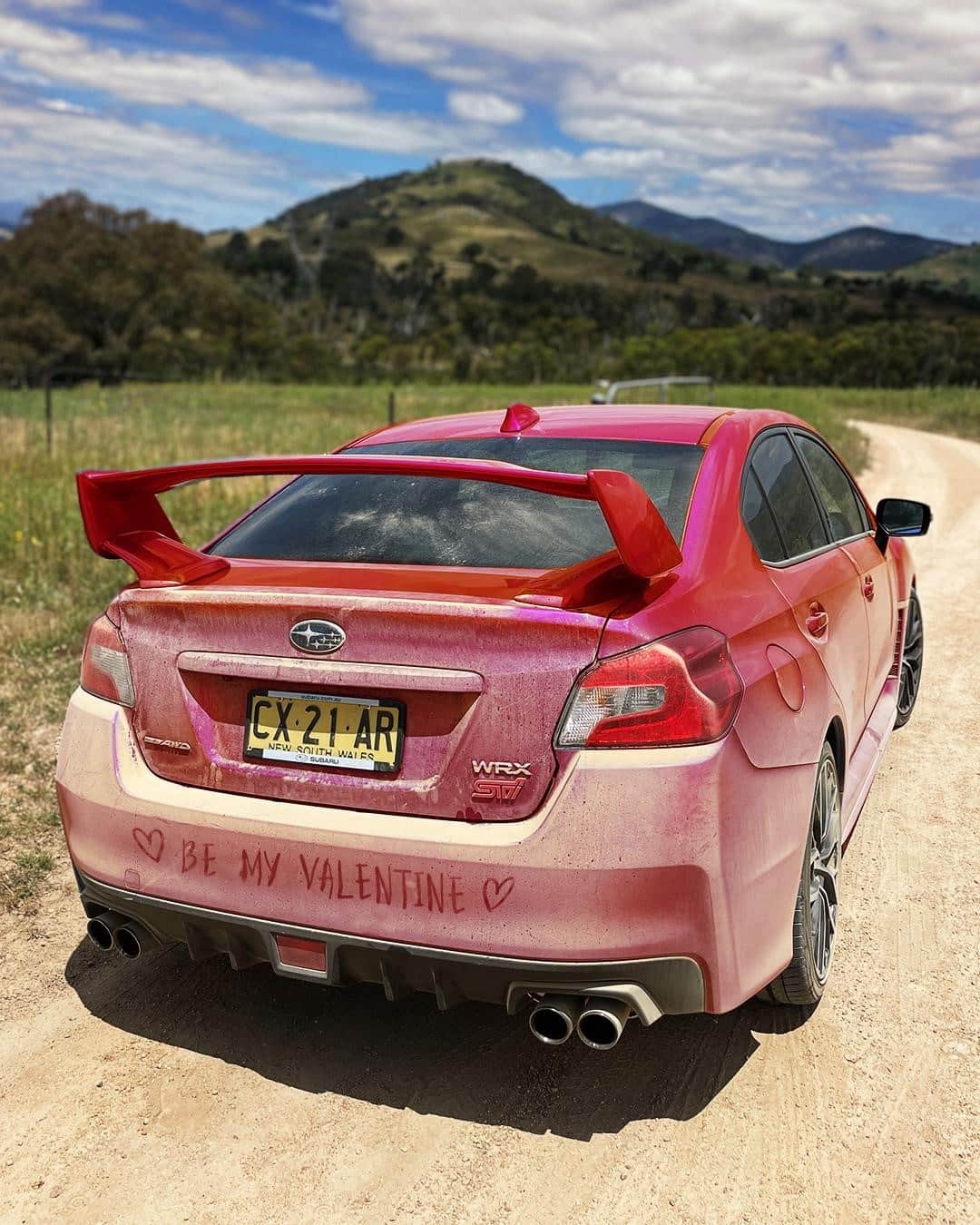 Subaru Australiaのインスタグラム：「Grab your loved one this weekend and find some beautiful place to get lost. Happy Valentine’s Day! ♥️♥️♥️」