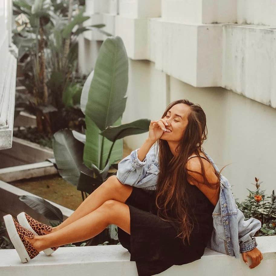 シービーズのインスタグラム：「Leopard, Rancho or Black Suede?   Swipe for our line-up of Baja Platform slip ons, which are sure to elevate any outfit.   #showupinseavees」