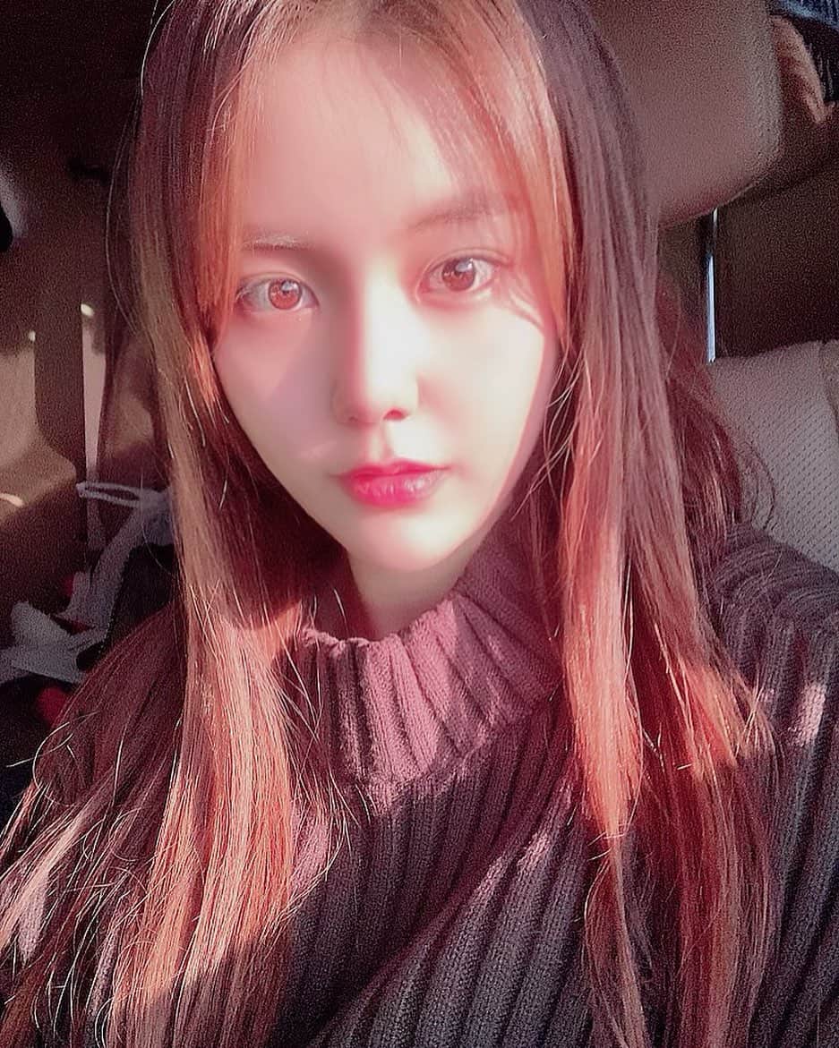 ヘジョンのインスタグラム：「건강한 설날 보내세요😊」