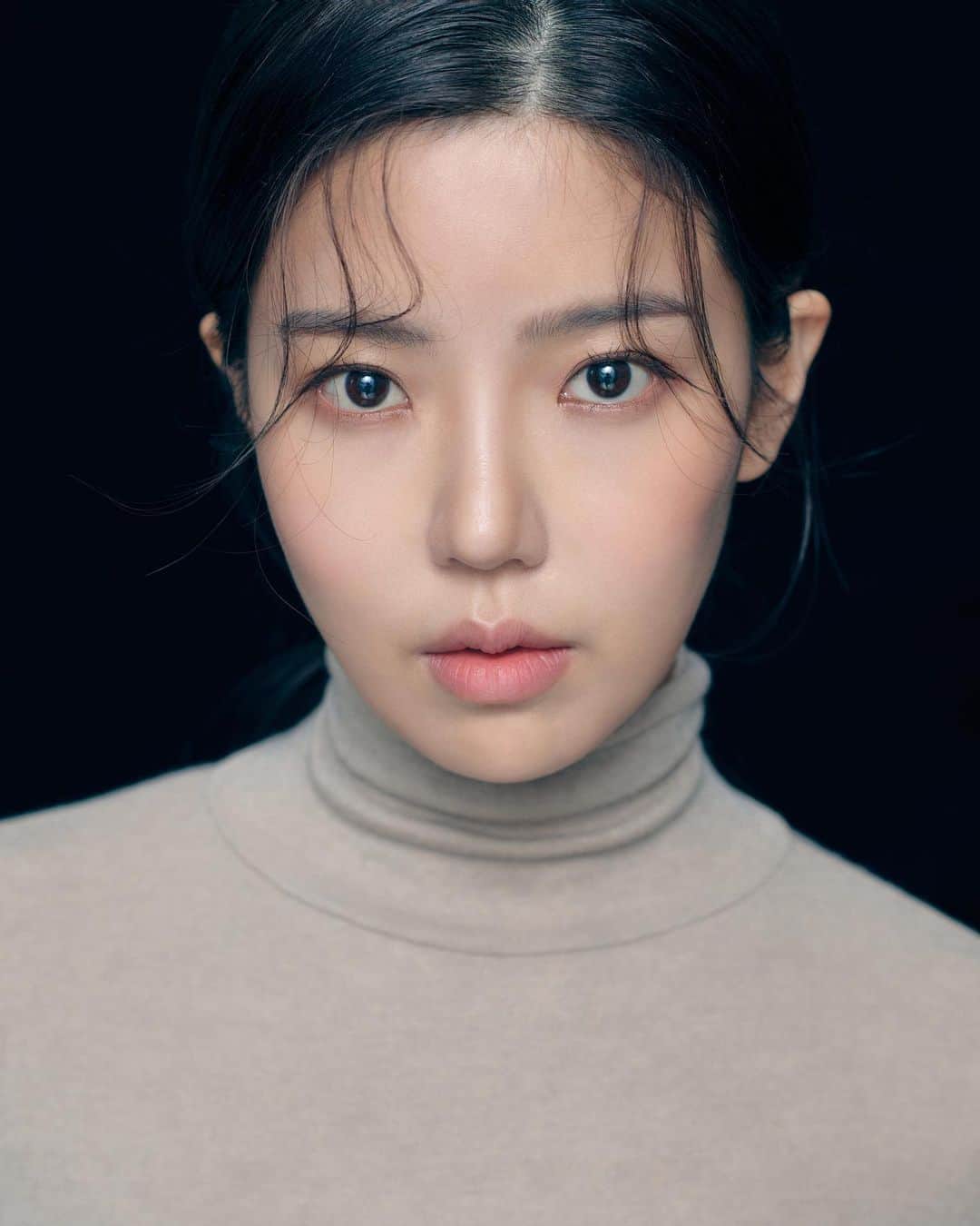 のインスタグラム：「2021 @dainssong 🦋 새해 복 많이 받으세요」