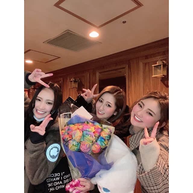 桜庭えれなさんのインスタグラム写真 - (桜庭えれなInstagram)「・ 大好きなゆりのバースデー月間中だよっ🎂💕  こんな時期ですが 一緒にゆりのお祝いしてくれる方いたら とってもとっても嬉しいです☺️🤟🏻  よろしくお願いします😌 ・ ・ #北海道#札幌#すすきの#北新地#歌舞伎町#六本木#シャチグループ#ニュークラブ#clubleone#桜庭えれな#藤咲百合#誕生日#バースデー月間#宜しくお願いします#birthday#instagood#insteadaily#instalike#instamood#instalove#instafollow#instapic#instaphoto#liks4likes#l４l#follw4follw」2月12日 11時59分 - erena_1102