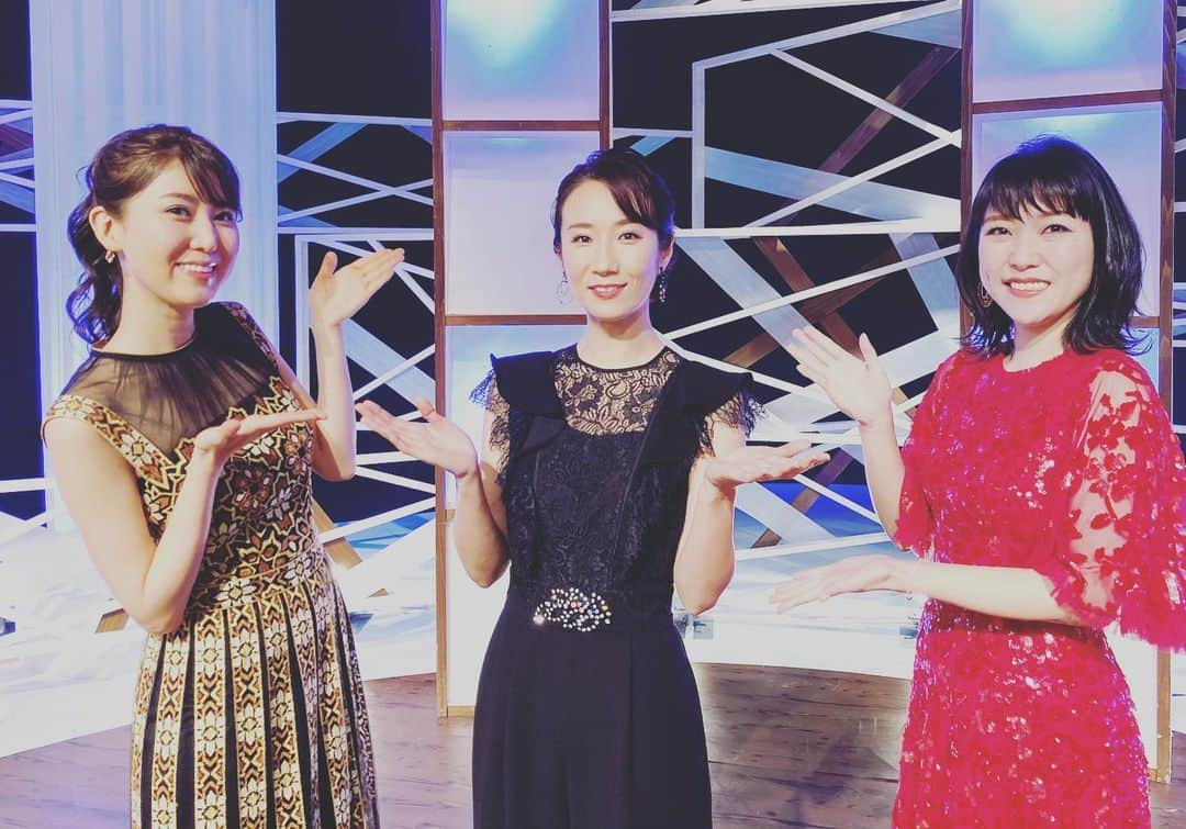 椎名佐千子さんのインスタグラム写真 - (椎名佐千子Instagram)「先日、テレビ収録でご一緒だった、森山愛子ちゃん、おかゆちゃんと⭐️ 楽しい収録でした！ 愛ちゃん、おかゆちゃん、ありがとうございました(*´∇｀*) #徳光和夫の名曲にっぽん  #テレビ収録  #楽しかった  #久々の再会  #人に会えるって幸せ  #感謝  #もう一踏ん張り頑張ろう」2月12日 12時07分 - enkano.shiinasachikodes