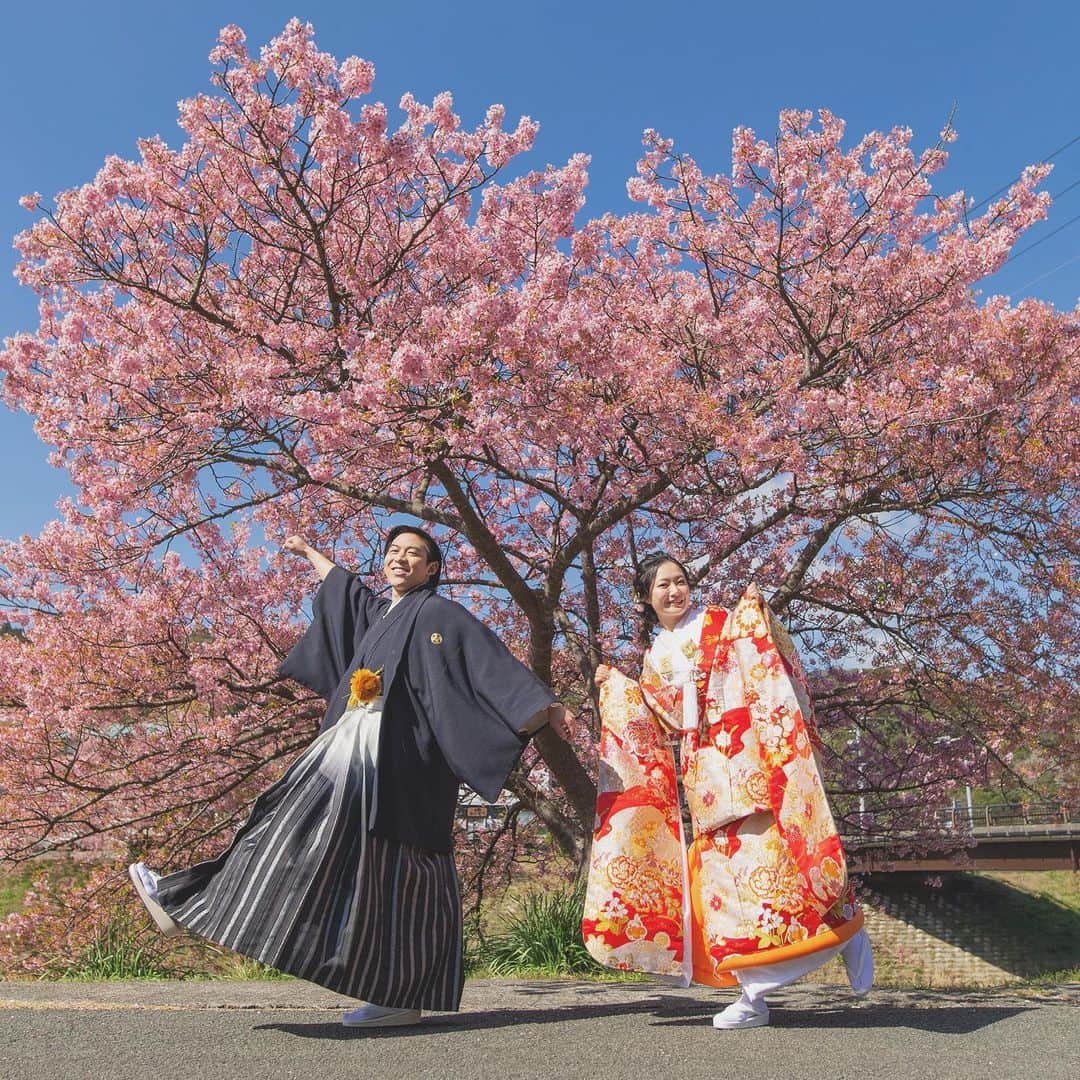 CLAIREのインスタグラム：「桜ロケーション撮影受付中🌸 ・ @clairebridalstudio」