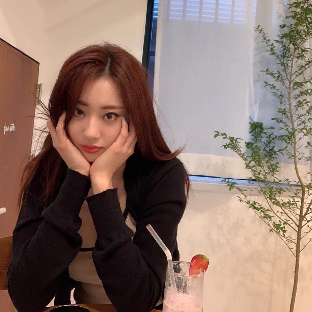 ギョンリ のインスタグラム：「새해 복💙」