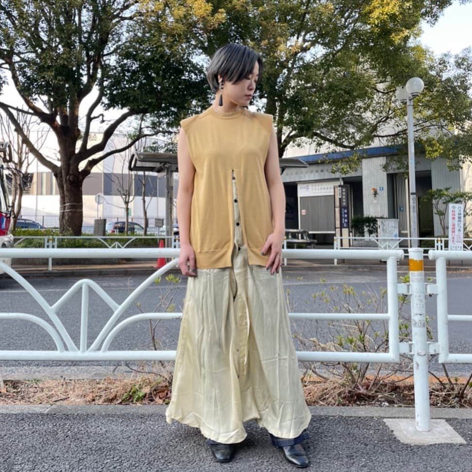 MIDWEST TOKYO WOMENのインスタグラム：「@togaarchives  . KNIT LONG DRESS ¥48,000(＋Tax) . #togapulla #toga #togaarchives #ニットワンピース #トーガ #トーガプルラ #midwest_official」