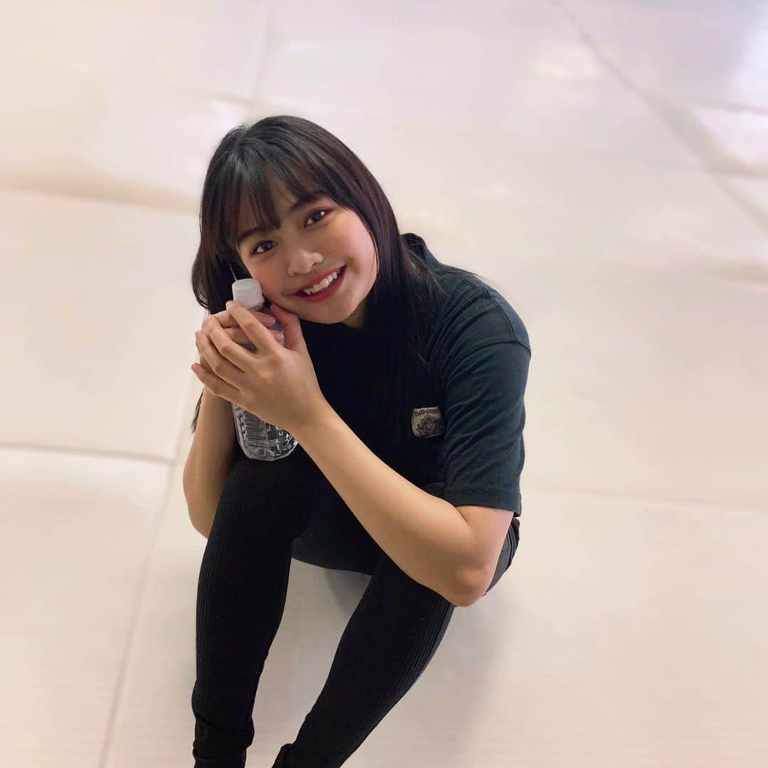 西本ヒカルさんのインスタグラム写真 - (西本ヒカルInstagram)「まっくろコーデ☺︎🍼🧍🏻‍♀️ #朝活#gym」2月12日 12時42分 - hikaru_nishimoto1231