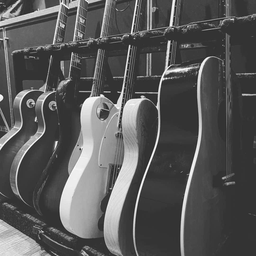 GLAYさんのインスタグラム写真 - (GLAYInstagram)「GLAY recording set ② #GLAY #TAKURO #guitar」2月12日 14時04分 - glay0525_official