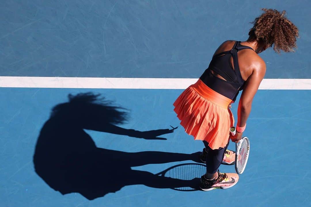 WTA（女子テニス協会）さんのインスタグラム写真 - (WTA（女子テニス協会）Instagram)「@naomiosaka’s new good luck charm? 🦋💙 #AO2021」2月12日 15時10分 - wta