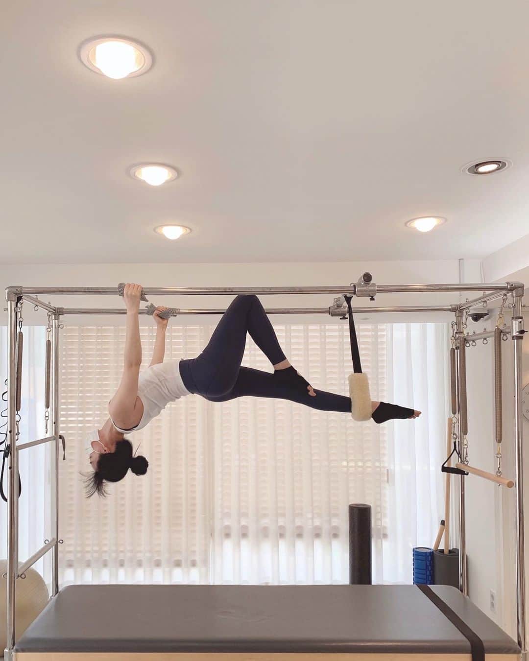 のインスタグラム：「설에도 운동하기🧘🏻‍♀️ 건강하고 즐거운 설 명절 보내세요-!」