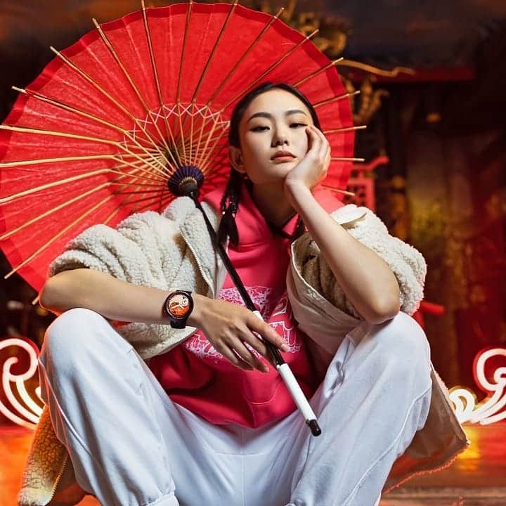 Swatchのインスタグラム：「The future is yet to be written, so make this year your best one! Happy Lunar New Year!  #LunarNewYear #ChineseNewYear  #TimeIsWhatYouMakeOfIt」
