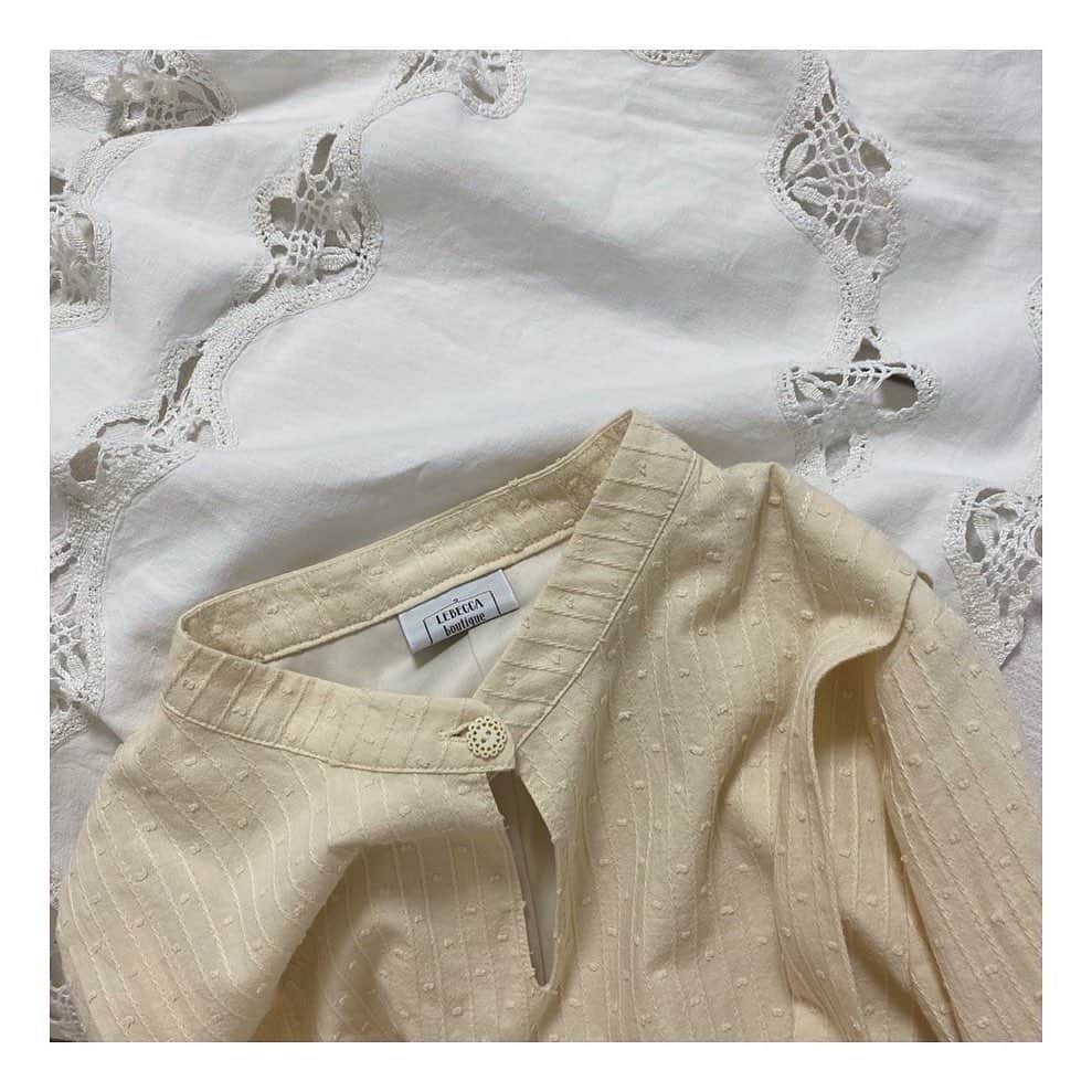 LEBECCA boutique Vintageのインスタグラム：「.﻿ Coming soon🕊  ストライプやドット模様など、凹凸のある珍しい生地を使用しています。 ﻿ ﻿ #LEBECCAboutique」