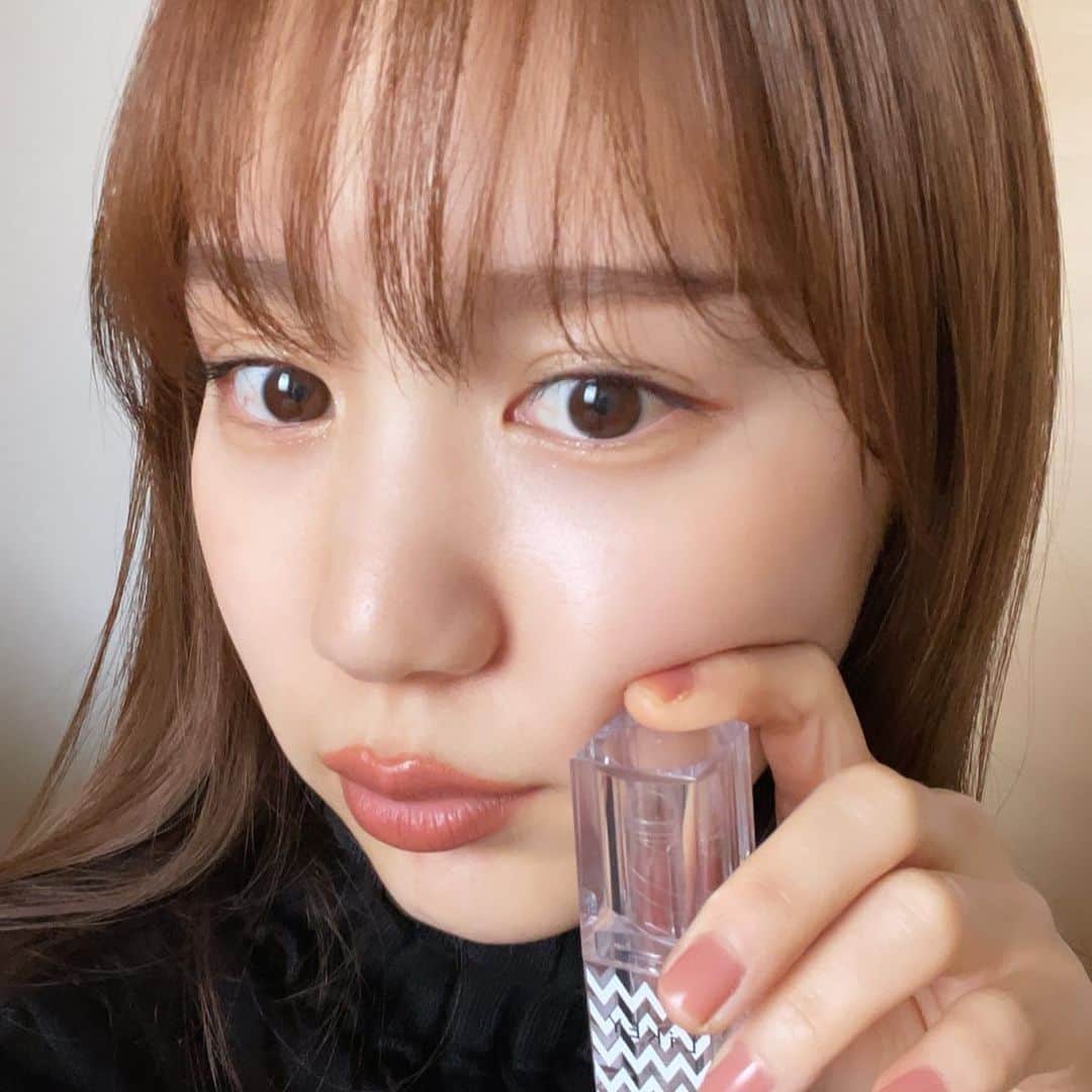 宮内ひかるのインスタグラム：「今日はperfection 🍊🧡 ﻿ ﻿  @likey_beauty_  ﻿ #リップ」