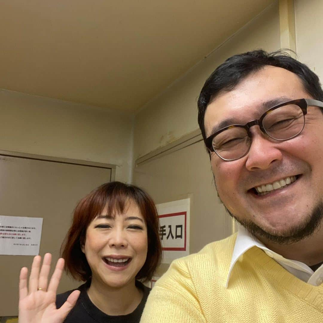 椿鬼奴さんのインスタグラム写真 - (椿鬼奴Instagram)「今日は夫婦でルミネ！この後17時から！そして今晩19時ぐらいから、 #ブリ系魚生煮付け生配信 ( #ぶりけいぎょなまにつけなまはいしん と読むよ)をYouTubeでやるよ‼️もちろん煮付けるのはうちの主夫、 #グランジ大 ！ 僕食べる人役は #椿鬼奴 ！22日のライブのお知らせもあります。 #椿鬼奴チャンネル」2月12日 15時40分 - tsubakioniyakko