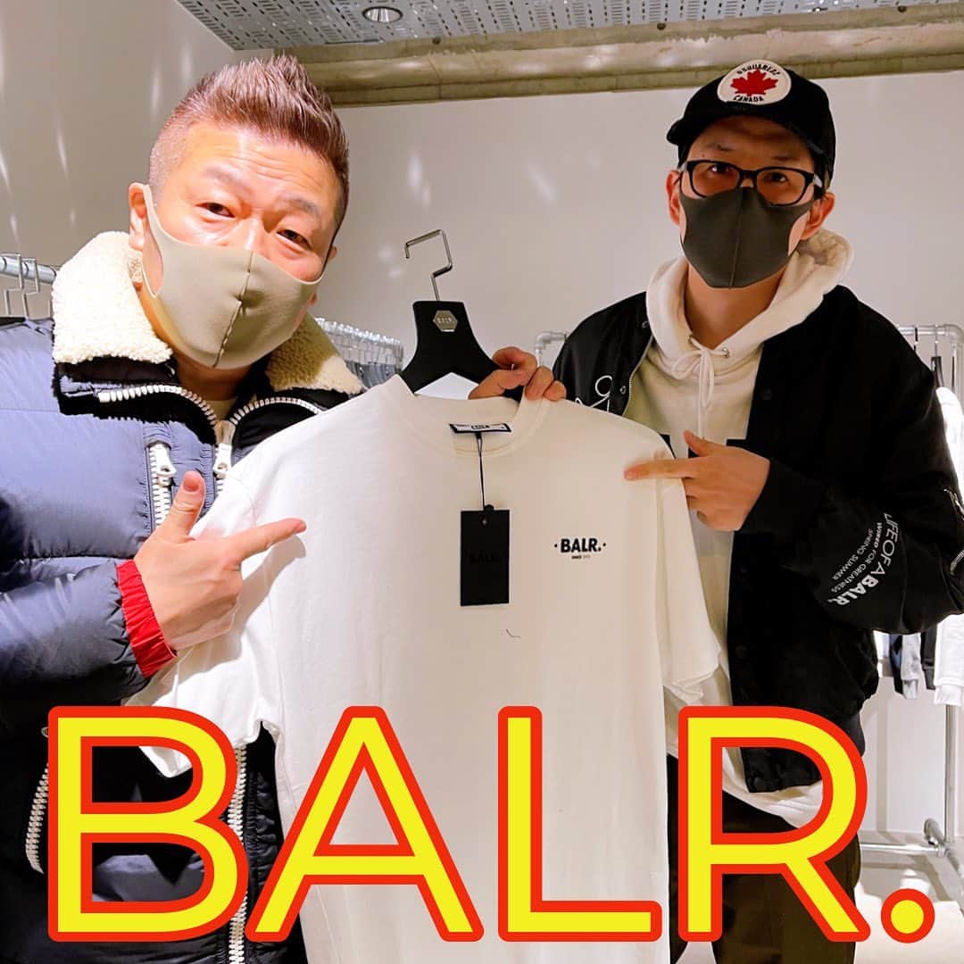 のインスタグラム：「古賀シュウさんとBALR.へ⚽️👕 . . サッカー好きだからだけじゃなく、お洒落でシュッと見えるから好きだなー😊 . . #balr #balancestyle  #ボーラー #古賀シュウ #むらせ  #お洒落好き #展示会行きたい😊」