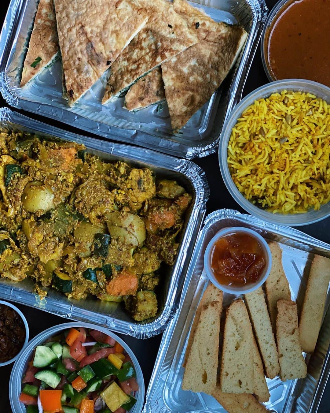 Antonietteのインスタグラム：「Tonight we had a delicious Bangladeshi meal!  We had Labra (vegetable curry), Enda Biran (omelette), Basanti Pulao (rice) cucumber salad, carrot chutney,  and cake rusks (perfect with tea) for dessert! This meal was prepared by the Project CHOP team through @ircmake_sd . This project was designed to provide refugee women with essential  job and vocational English skills. Please support our refugee and immigrant communities and devour some tasty food by ordering a meal through them! Food is the best way to learn about other cultures. Menu changes weekly. Next week is Lebanon! 😋」