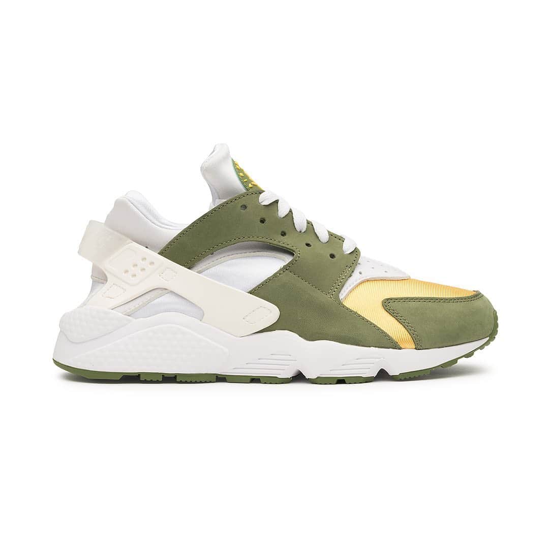 Stüssyのインスタグラム：「The Nike Air Huarache for Stüssy is available now worldwide.」