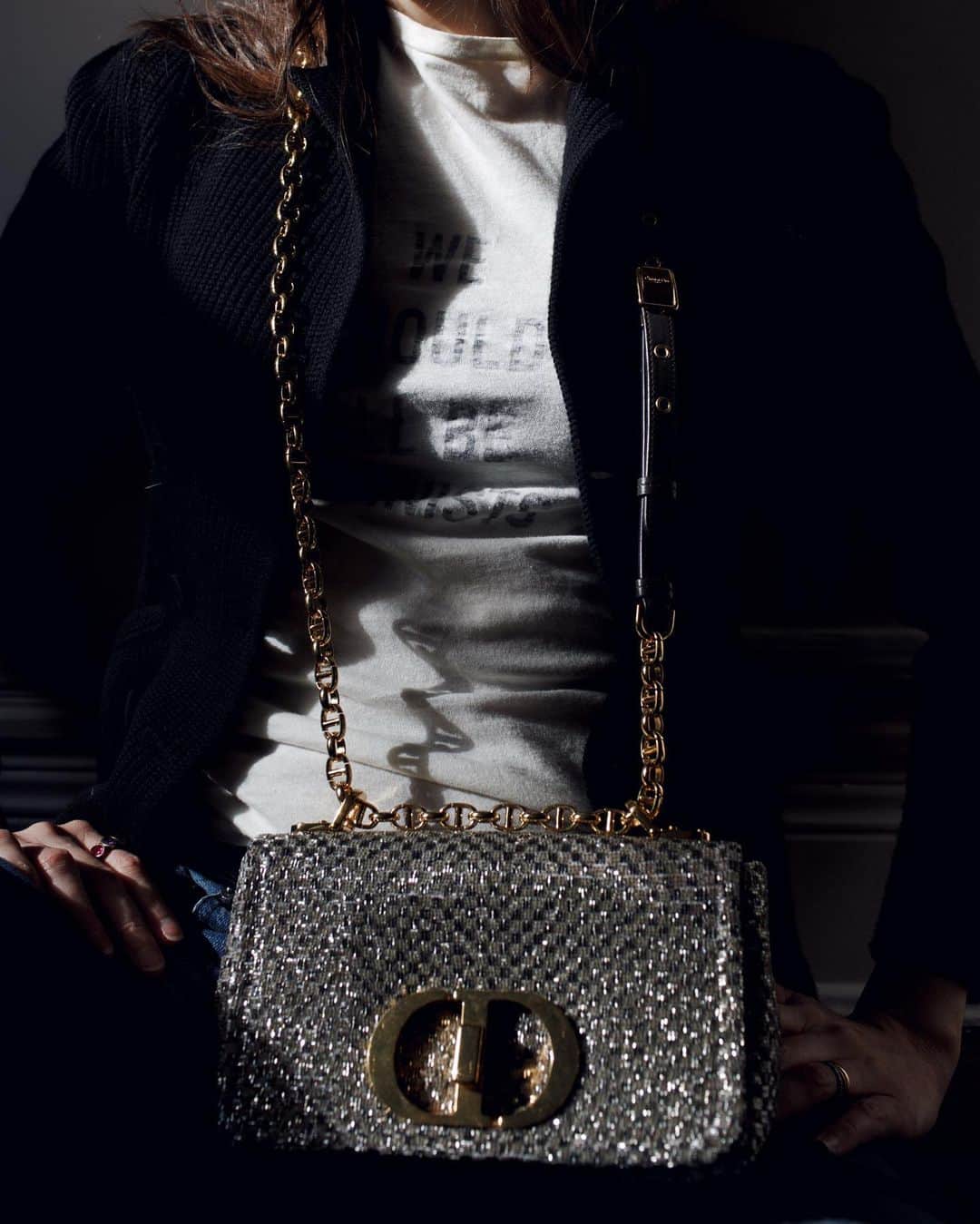 ブルーナ・テノリオさんのインスタグラム写真 - (ブルーナ・テノリオInstagram)「Cool, classy classic! New #DiorCaro @dior #suppliedbydior」2月13日 2時55分 - brunatenorio