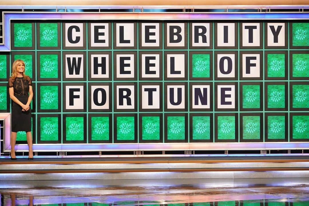 アメリカン・ブロードキャスティング・カンパニーのインスタグラム：「The category is: Catch up! If you missed last night's #CelebrityWheelOfFortune, stream it now, on demand and on Hulu ✨」