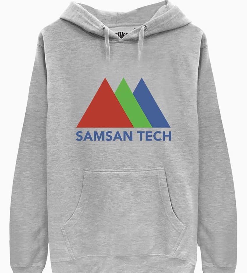 allkpopTHESHOPのインスタグラム：「We are the future. We need a partner. We'll make a lot of money! 🤣😂  https://shop.allkpop.com/products/samsan-tech-hoodie」