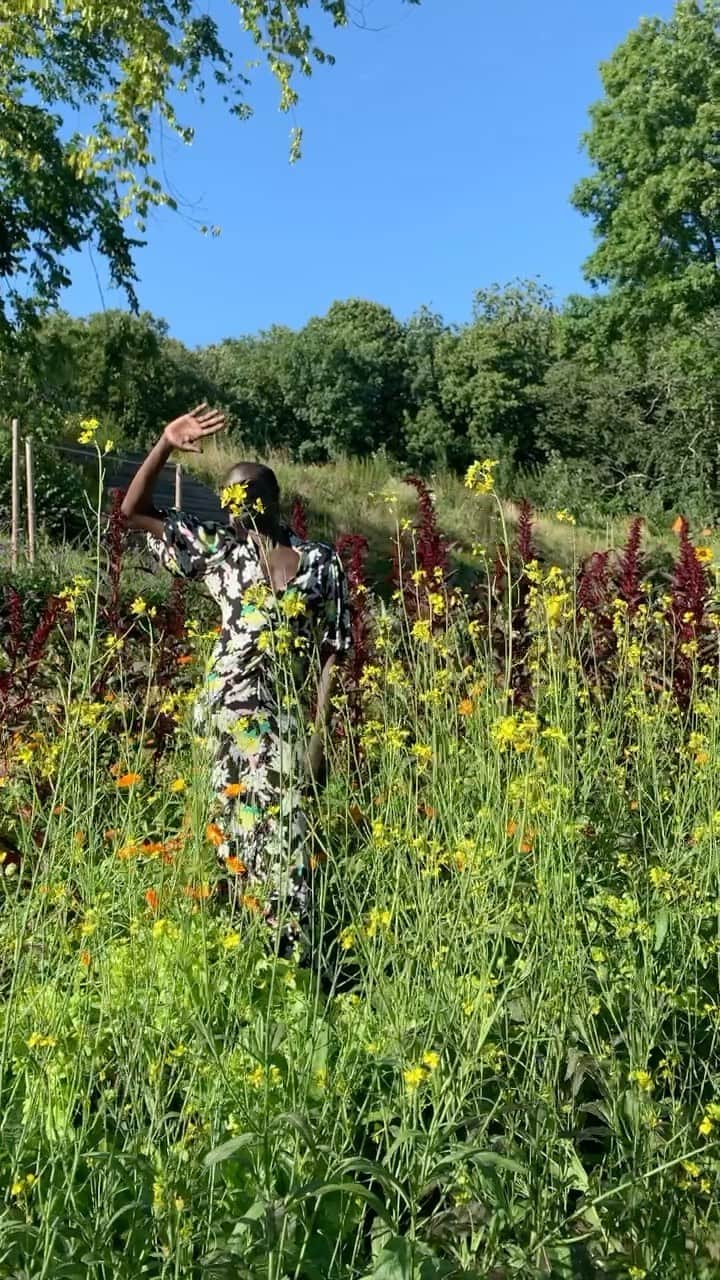 のインスタグラム：「A delicate maxi dress with rouching details, made to be running in flower fields and dancing on long summer nights🌞 Made in 100% FCS certified sustainably made viscose🌱 Find it online and in store! #bytimo #youarebeautiful」