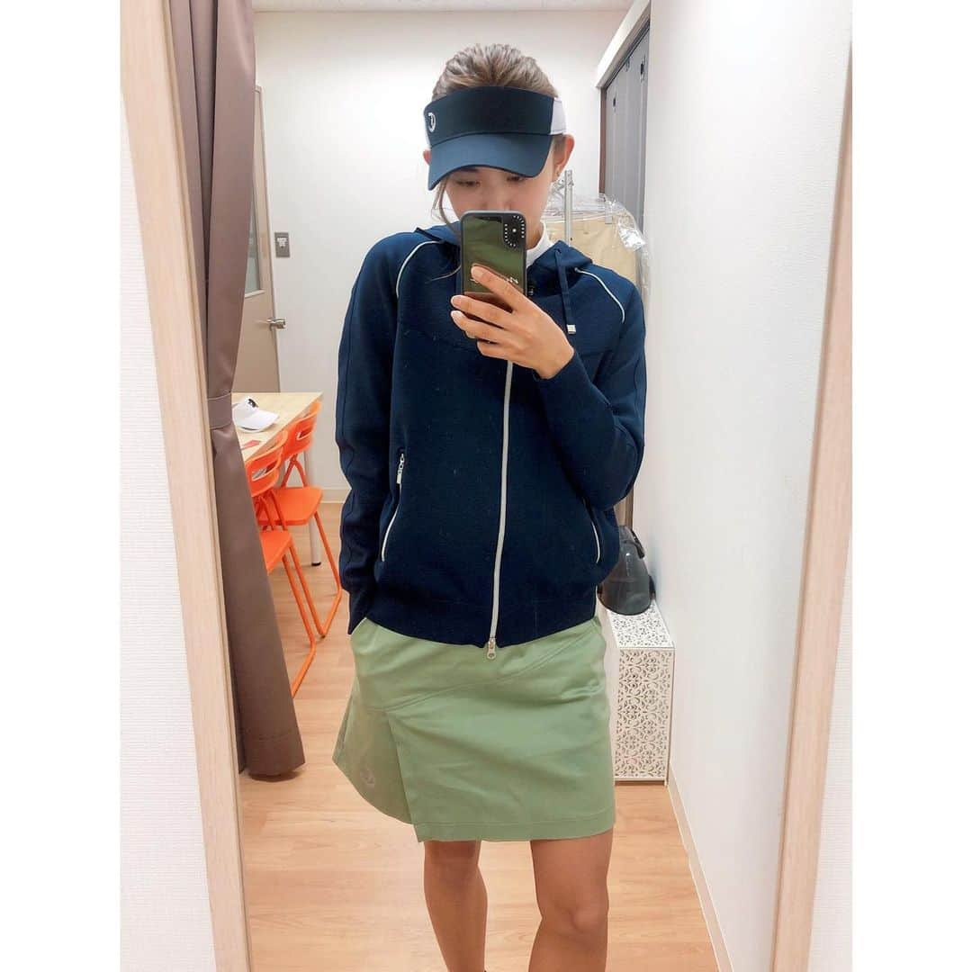 坪井ミサトさんのインスタグラム写真 - (坪井ミサトInstagram)「. .  前回の @golfnettv の衣装は @callawayapparel_japan さんでした⛳️ . 可愛いウェアを着ると 気分があがりますね🥰 . 毎日更新されている 「ゴルネッティ」のナビゲーターを 担当しています⛳️ . "GOLF Net TV"のアプリを ダウンロードしてスキマ時間などに ぜひチェックしてみてください🥰 . . #golfnettv #ゴルネッティ #golf #golfgirl #ゴルフ女子 #callaway #ゴルフ初心者  #golfwear #ゴルフウェア」2月12日 18時43分 - misato1030