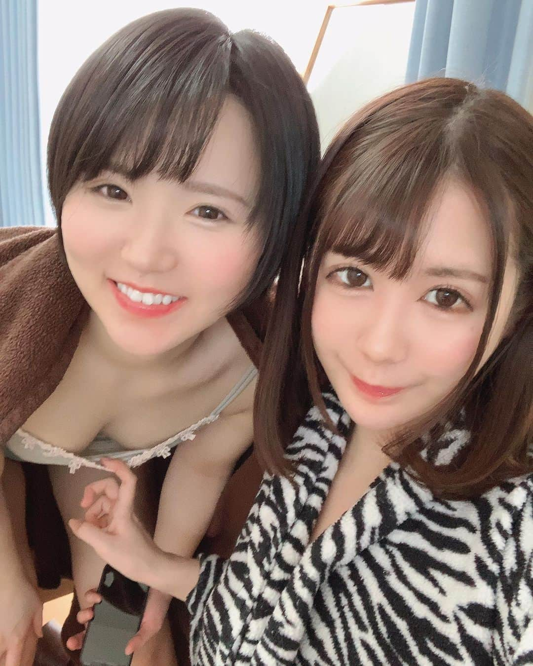 水沢つぐみのインスタグラム：「かれんちゃんとイチャコラした👶💕  #バンビプロモーション #AV女優 #杏羽かれん」