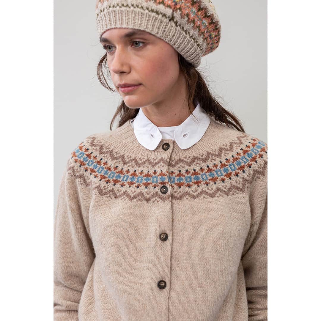 キャベジズ&ローゼズのインスタグラム：「New Lines Added - Crisp organic cottons & limited numbers of Fair Isle are now on sale. While stocks last #hurry #cabbagesandrosessale #livinglifebeautifully #shopindependent #winterwarmers #sale #britishfashion」