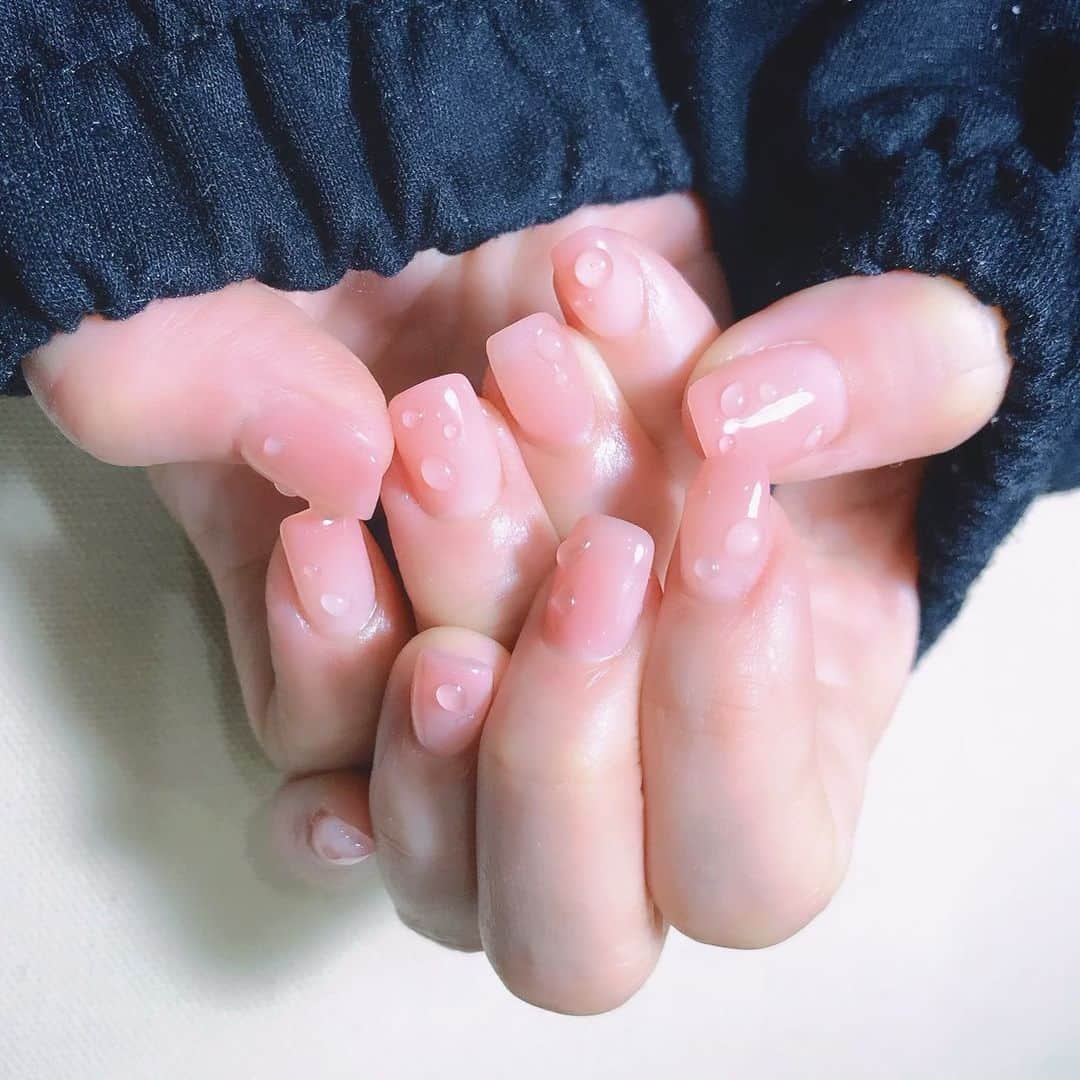 なかやまちえこさんのインスタグラム写真 - (なかやまちえこInstagram)「水滴ネイル☔️⠀ ⠀  #nail #nails #nailart #ネイル #美甲 #ネイルアート  #japanesenailart #manucure #japanesenails #manicurist #gelnails #أظافر #네일아트 #미용 #vẽmóng #ngườiđẹp  #เพ้นท์เล็บ #искусствоногтя #artedeuñas #เพ้นท์เล็บเจล #ジェルネイルデザイン #ネイルデザイン #senikuku #nagelkunst #水滴ネイル #dropnails #新垣里沙 さん @risa_risa_risadayo」2月12日 20時10分 - chiekonakayama