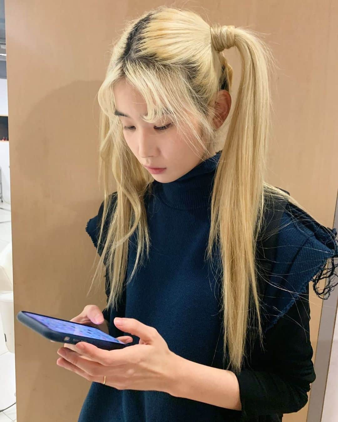 のインスタグラム：「髪の毛どこまで伸ばせるか挑戦中💪💪」